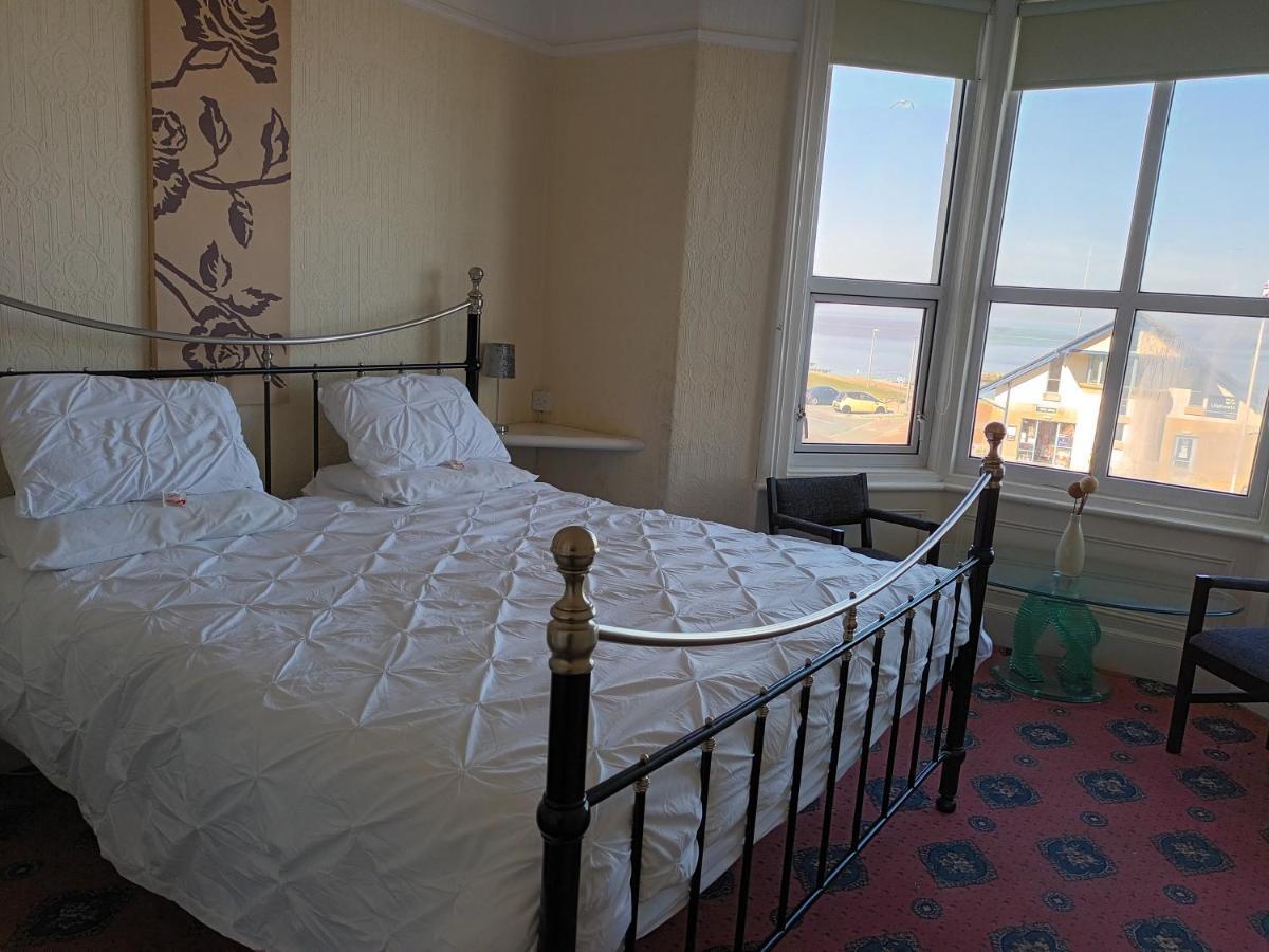 Morecame Bay Hotel Morecambe Bagian luar foto
